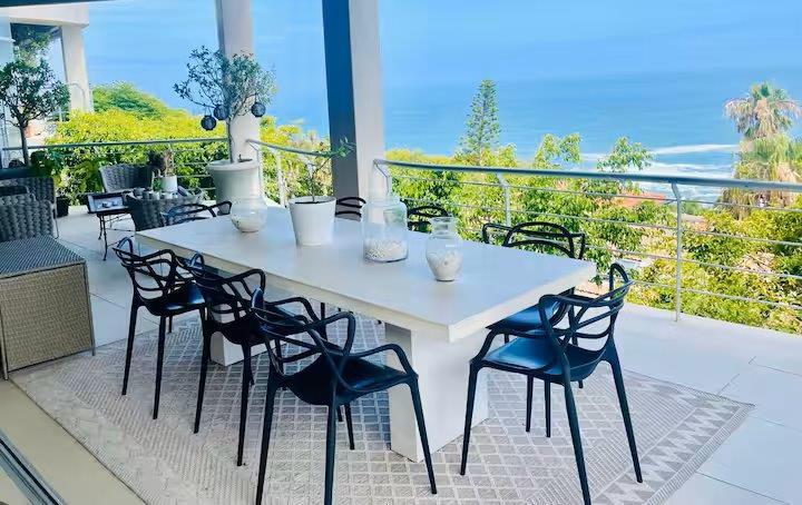 To Let 6 Bedroom Property for Rent in Bantry Bay Western Cape